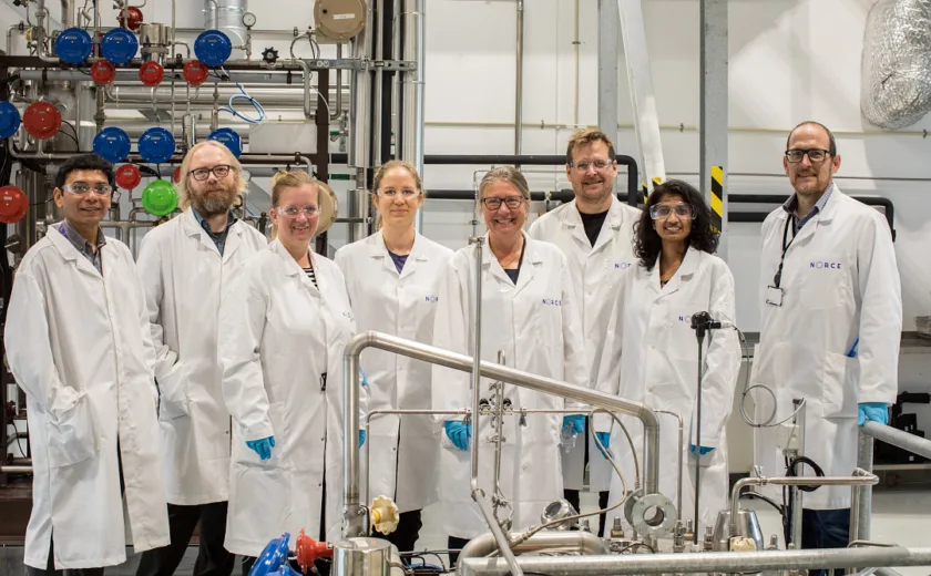 Default image description